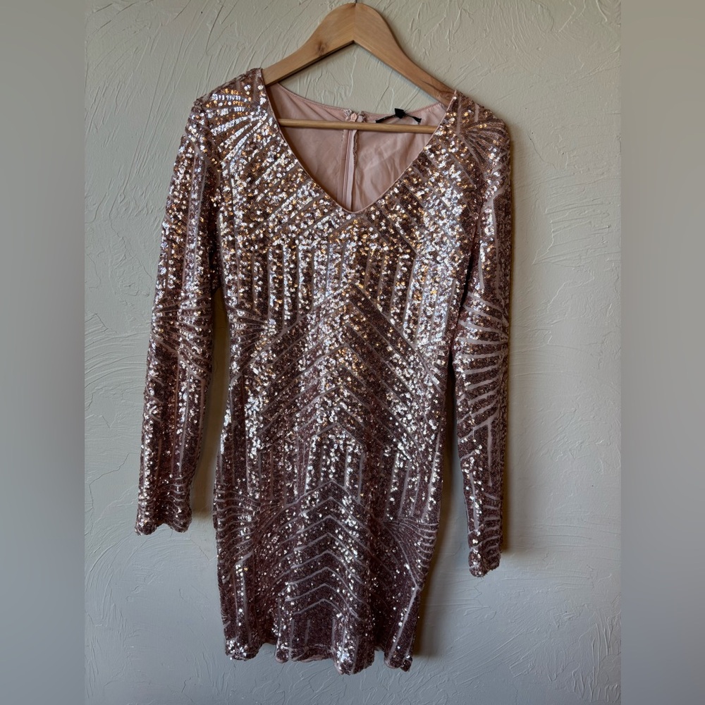 NWT Gianni Bini Sequin Long Sleeve Dress